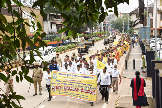 tailors protest